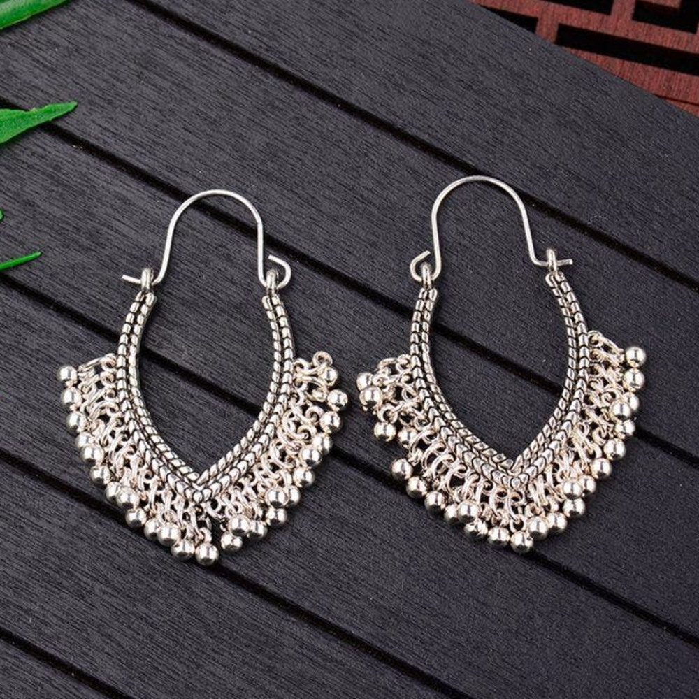 3/15 NWT silver tone Indian Jhumka Tassel Earring